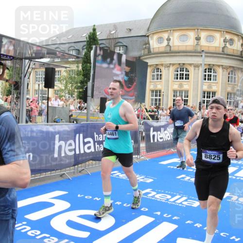 29.06.2025 - hella hamburg halbmarathon Michael Strokosch http://msf.ph/oto/8294973 29.06.2025 10:56:51 Ziel 2378, 2741, 3836, 5418, 7716, 8825, 8996, 13816, 14369, 14461, 15134, 15431, 15712, 16008, 16009, 16043, 16121, 16679, 17133, 18634 meine-sportfotos.de