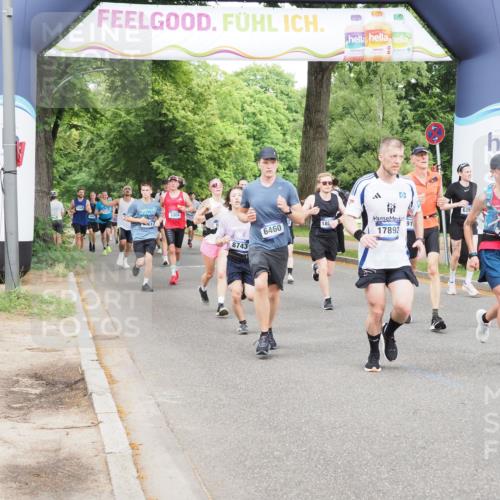 29.06.2025 - hella hamburg halbmarathon MichiJ http://msf.ph/oto/8295011 29.06.2025 10:34:04 Zwischen KM18-KM19 1759, 2048, 2367, 3186, 6054, 6071, 6290, 6373, 6460, 6700, 8269, 8743, 10792, 11773, 11809, 12084, 15133, 15636, 16513, 16624, 17499, 17674, 17892, 18970, 19128 meine-sportfotos.de