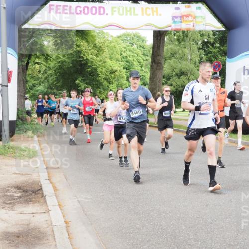 29.06.2025 - hella hamburg halbmarathon MichiJ http://msf.ph/oto/8295060 29.06.2025 10:34:04 Zwischen KM18-KM19 1759, 2048, 2367, 3186, 6054, 6071, 6290, 6373, 6460, 6700, 8269, 8743, 10792, 11773, 11809, 12084, 15133, 15636, 16513, 16624, 17499, 17674, 17892, 18970, 19128 meine-sportfotos.de