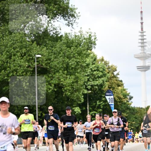 29.06.2025 - hella hamburg halbmarathon Dr. Thomas Lammeyer http://msf.ph/oto/8295098 29.06.2025 10:37:39 Kennedybrücke 1324, 1896, 1995, 2085, 2342, 2776, 3341, 3560, 3812, 3871, 4164, 4361, 4433, 4449, 5075, 5180, 5561, 5584, 5917, 6773, 6999, 7308, 7309, 7705, 8620, 8891, 8993, 9234, 9258, 9438, 9591, 9706, 9750, 9799, 10800, 11092, 11111, 11260 meine-sportfotos.de