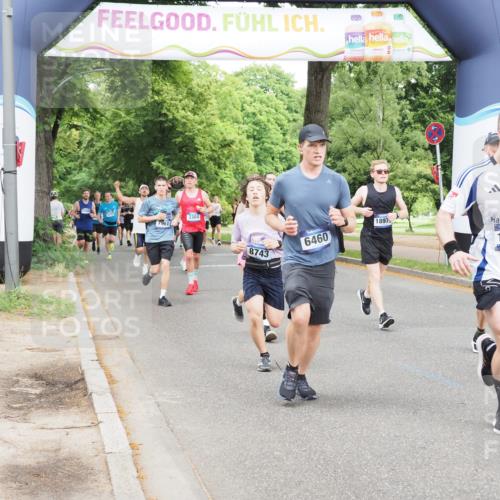 29.06.2025 - hella hamburg halbmarathon MichiJ http://msf.ph/oto/8295134 29.06.2025 10:34:04 Zwischen KM18-KM19 1759, 2048, 2367, 3186, 6054, 6071, 6290, 6373, 6460, 6700, 8269, 8743, 10792, 11773, 11809, 12084, 15133, 15636, 16513, 16624, 17499, 17674, 17892, 18970, 19128 meine-sportfotos.de