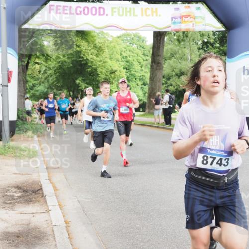 29.06.2025 - hella hamburg halbmarathon MichiJ http://msf.ph/oto/8295211 29.06.2025 10:34:06 Zwischen KM18-KM19 1012, 1759, 2048, 2367, 3186, 3304, 6071, 6290, 6373, 6460, 7961, 8023, 8269, 8743, 9232, 10792, 11809, 12084, 15133, 15636, 16624, 17499, 17674, 17892, 18970, 19128 meine-sportfotos.de