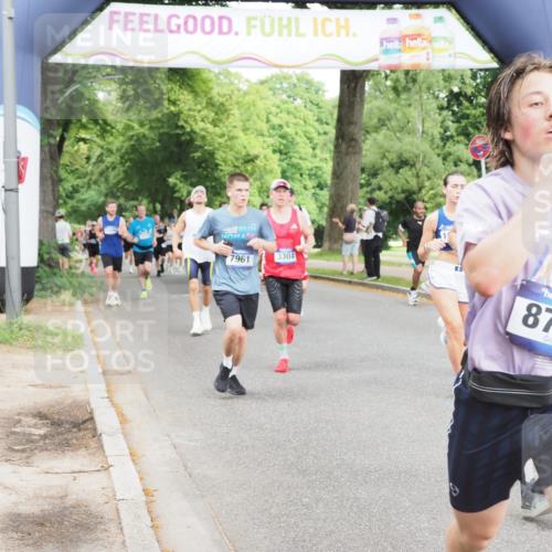 29.06.2025 - hella hamburg halbmarathon MichiJ http://msf.ph/oto/8295219 29.06.2025 10:34:06 Zwischen KM18-KM19 1012, 1759, 2048, 2367, 3186, 3304, 6071, 6290, 6373, 6460, 7961, 8023, 8269, 8743, 9232, 10792, 11809, 12084, 15133, 15636, 16624, 17499, 17674, 17892, 18970, 19128 meine-sportfotos.de