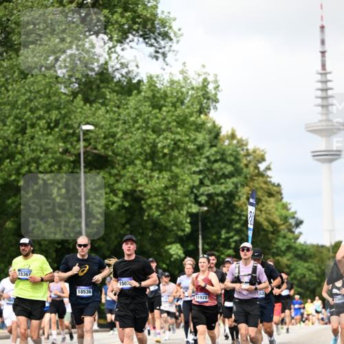 29.06.2025 - hella hamburg halbmarathon Dr. Thomas Lammeyer http://msf.ph/oto/8295223 29.06.2025 10:37:40 Kennedybrücke 1324, 1896, 1995, 2085, 2342, 2526, 2776, 3341, 3812, 3871, 4164, 4361, 4433, 4449, 4807, 5075, 5180, 5561, 5584, 5917, 6773, 6999, 7308, 7309, 7705, 8620, 8891, 9234, 9258, 9438, 9591, 9706, 9750, 9799, 10800, 11092, 11111, 11260 meine-sportfotos.de
