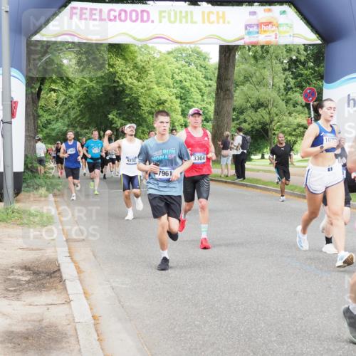 29.06.2025 - hella hamburg halbmarathon MichiJ http://msf.ph/oto/8295238 29.06.2025 10:34:06 Zwischen KM18-KM19 1012, 1759, 2048, 2367, 3186, 3304, 6071, 6290, 6373, 6460, 7961, 8023, 8269, 8743, 9232, 10792, 11809, 12084, 15133, 15636, 16624, 17499, 17674, 17892, 18970, 19128 meine-sportfotos.de