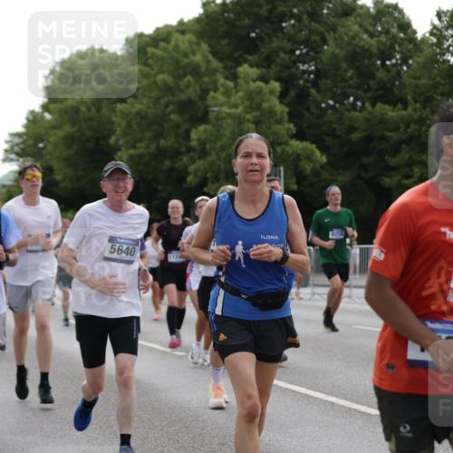29.06.2025 - hella hamburg halbmarathon Jannik Wohlers http://msf.ph/oto/8295262 29.06.2025 10:36:40 Lombardsbrücke 1253, 1339, 1488, 1490, 1597, 1952, 1954, 2031, 2072, 2104, 2272, 2480, 3127, 3165, 3714, 3895, 4347, 4733, 5224, 5538, 5640, 5786, 6172, 6359, 6584, 6804, 7202, 7707, 8007, 8257, 8258, 8315, 8758, 9054, 9055, 10862, 10931, 11246, 11831, 11843, 12087, 12103, 12184, 12218, 12302, 12463, 12532, 13165, 13695, 13970, 13971, 14202, 14396, 14779, 14915, 15106, 15353, 15475, 15907, 16192, 16304, 16309, 16782, 16885, 17388, 17504, 17591, 17687, 17688, 17794, 18578 meine-sportfotos.de