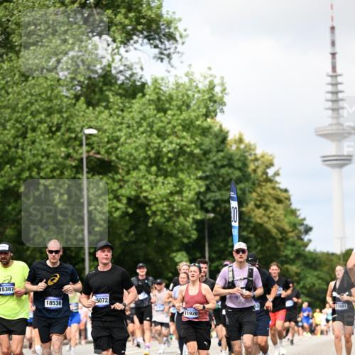 29.06.2025 - hella hamburg halbmarathon Dr. Thomas Lammeyer http://msf.ph/oto/8295573 29.06.2025 10:37:41 Kennedybrücke 1324, 1896, 1995, 2085, 2342, 2526, 2776, 3341, 3812, 3871, 4164, 4361, 4433, 4449, 4807, 5075, 5180, 5561, 5584, 5917, 6773, 6999, 7308, 7309, 7705, 8620, 8891, 9234, 9258, 9438, 9591, 9706, 9750, 9799, 9995, 10800, 11092, 11111, 11260 meine-sportfotos.de