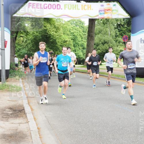 29.06.2025 - hella hamburg halbmarathon MichiJ http://msf.ph/oto/8295589 29.06.2025 10:34:09 Zwischen KM18-KM19 1012, 1759, 2048, 2189, 3304, 4949, 5472, 6071, 6290, 6460, 7961, 8023, 8269, 8743, 9232, 10792, 13940, 17499, 17892, 18346, 18970, 19128 meine-sportfotos.de