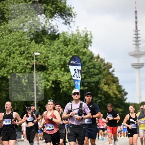29.06.2025 - hella hamburg halbmarathon Dr. Thomas Lammeyer http://msf.ph/oto/8295614 29.06.2025 10:37:43 Kennedybrücke 1275, 1324, 1896, 1995, 2085, 2342, 2526, 2776, 3341, 3812, 3871, 4164, 4361, 4433, 4449, 4807, 5075, 5180, 5561, 5584, 5917, 6773, 6956, 6999, 7308, 7309, 7705, 8620, 8891, 9234, 9258, 9438, 9591, 9706, 9750, 9799, 9995, 10800, 11092, 11111, 11237, 11260 meine-sportfotos.de