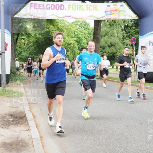 29.06.2025 - hella hamburg halbmarathon MichiJ http://msf.ph/oto/8295686 29.06.2025 10:34:10 Zwischen KM18-KM19 1012, 1759, 2189, 3304, 4091, 4949, 5472, 6071, 6290, 6460, 7961, 8023, 8269, 8743, 9232, 10792, 13940, 17892, 18346, 18970, 19128 meine-sportfotos.de