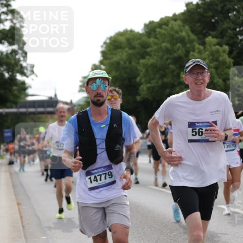 29.06.2025 - hella hamburg halbmarathon Jannik Wohlers http://msf.ph/oto/8295724 29.06.2025 10:36:41 Lombardsbrücke 1022, 1253, 1339, 1488, 1490, 1597, 1952, 1954, 2031, 2072, 2104, 2272, 2480, 3127, 3165, 3714, 4347, 4733, 5224, 5538, 5640, 5786, 6172, 6359, 6584, 6804, 7202, 7707, 8007, 8257, 8258, 8315, 8758, 9054, 9055, 10762, 10862, 10931, 11246, 11843, 12087, 12103, 12184, 12218, 12463, 12532, 13165, 13695, 13783, 13970, 13971, 14202, 14396, 14779, 14915, 15106, 15353, 15475, 15907, 16192, 16304, 16309, 16782, 16885, 17388, 17504, 17591, 17687, 17688, 17794, 18578 meine-sportfotos.de