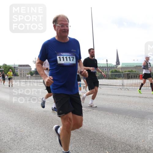 29.06.2025 - hella hamburg halbmarathon Lena Gebhardt http://msf.ph/oto/8295774 29.06.2025 10:21:30 Lombardsbrücke 2815, 11117, 1028, 1072, 1266, 1401, 1658, 1668, 2271, 2383, 2529, 2635, 2815, 2956, 2986, 3122, 3161, 3453, 3770, 3817, 3825, 3826, 4375, 4376, 4697, 4786, 5061, 5122, 5373, 5395, 5412, 5493, 5759, 5767, 5957, 6086, 6103, 6275, 6308, 6475, 6805, 6844, 7228, 7375, 7522, 7553, 7608, 7612, 7781, 8095, 8286, 8715, 8726, 8844, 8896, 9100, 9108, 9369, 9483, 9499, 9501, 9532, 9624, 10374, 10602, 10874, 11698, 12175, 13057, 13508 meine-sportfotos.de