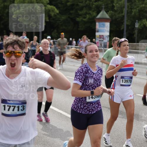 29.06.2025 - hella hamburg halbmarathon Jannik Wohlers http://msf.ph/oto/8295835 29.06.2025 10:36:43 Lombardsbrücke 1022, 1339, 1488, 1490, 1597, 2031, 2072, 2104, 2272, 2480, 3127, 3165, 3714, 4347, 4733, 5224, 5538, 5640, 5786, 6172, 6584, 6804, 7202, 7707, 8007, 8257, 8258, 8315, 8758, 9054, 9055, 10762, 10862, 10931, 11246, 11843, 12087, 12103, 12184, 12218, 12463, 12532, 13695, 13783, 13970, 13971, 14202, 14343, 14396, 14779, 14915, 15106, 15353, 15475, 15907, 16192, 16304, 16782, 16885, 17388, 17504, 17591, 17687, 17688, 17794, 18578 meine-sportfotos.de