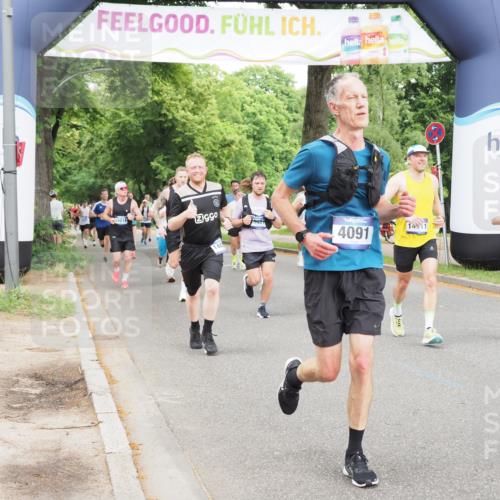29.06.2025 - hella hamburg halbmarathon MichiJ http://msf.ph/oto/8295839 29.06.2025 10:34:12 Zwischen KM18-KM19 1012, 2189, 3304, 4091, 4237, 4949, 5472, 6388, 7961, 8023, 9232, 10792, 13940, 14034, 14804, 14911, 17190, 18346, 19128 meine-sportfotos.de