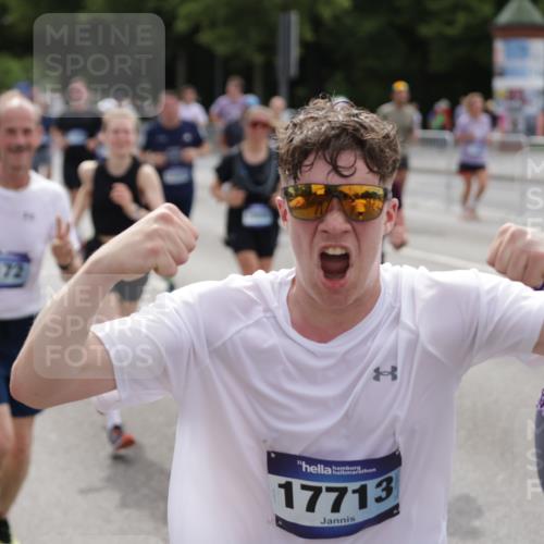 29.06.2025 - hella hamburg halbmarathon Jannik Wohlers http://msf.ph/oto/8295861 29.06.2025 10:36:43 Lombardsbrücke 1022, 1339, 1488, 1490, 1597, 2031, 2072, 2104, 2272, 2480, 3127, 3165, 3714, 4347, 4733, 5224, 5538, 5640, 5786, 6172, 6584, 6804, 7202, 7707, 8007, 8257, 8258, 8315, 8758, 9054, 9055, 10762, 10862, 10931, 11246, 11843, 12087, 12103, 12184, 12218, 12463, 12532, 13695, 13783, 13970, 13971, 14202, 14343, 14396, 14779, 14915, 15106, 15353, 15475, 15907, 16192, 16304, 16782, 16885, 17388, 17504, 17591, 17687, 17688, 17794, 18578 meine-sportfotos.de