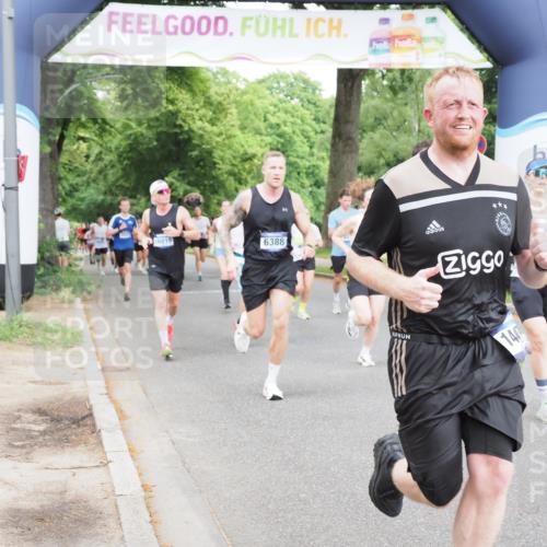 29.06.2025 - hella hamburg halbmarathon MichiJ http://msf.ph/oto/8296005 29.06.2025 10:34:14 Zwischen KM18-KM19 1012, 2189, 2842, 3304, 4091, 4237, 4345, 4949, 5472, 6388, 7961, 8577, 9232, 11094, 13940, 14034, 14804, 14911, 15206, 15563, 15900, 16081, 16819, 17190, 18346 meine-sportfotos.de