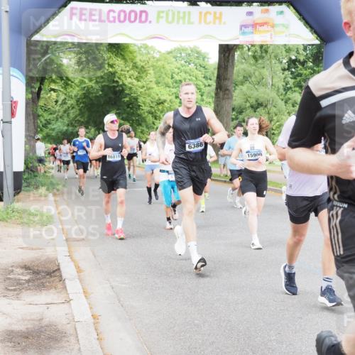 29.06.2025 - hella hamburg halbmarathon MichiJ http://msf.ph/oto/8296046 29.06.2025 10:34:14 Zwischen KM18-KM19 1012, 2189, 2842, 3304, 4091, 4237, 4345, 4949, 5472, 6388, 7961, 8577, 9232, 11094, 13940, 14034, 14804, 14911, 15206, 15563, 15900, 16081, 16819, 17190, 18346 meine-sportfotos.de