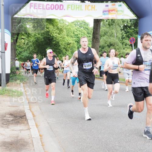 29.06.2025 - hella hamburg halbmarathon MichiJ http://msf.ph/oto/8296057 29.06.2025 10:34:14 Zwischen KM18-KM19 1012, 2189, 2842, 3304, 4091, 4237, 4345, 4949, 5472, 6388, 7961, 8577, 9232, 11094, 13940, 14034, 14804, 14911, 15206, 15563, 15900, 16081, 16819, 17190, 18346 meine-sportfotos.de