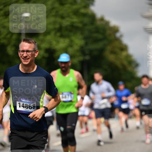 29.06.2025 - hella hamburg halbmarathon Dr. Thomas Lammeyer http://msf.ph/oto/8296192 29.06.2025 10:16:16 Kennedybrücke 1249, 1610, 1785, 1850, 1851, 2963, 2964, 3182, 3248, 3262, 3746, 4453, 4499, 5150, 5166, 5176, 6822, 6871, 6966, 7907, 8206, 8207, 8971, 9119, 9253, 9405, 9428, 10402, 10685 meine-sportfotos.de