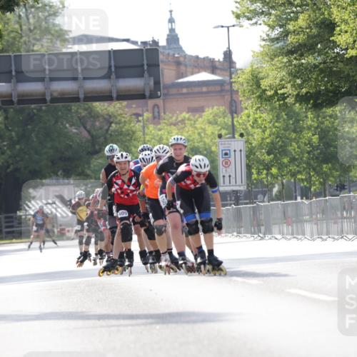 29.06.2025 - hella hamburg halbmarathon Jannik Wohlers http://msf.ph/oto/8296382 29.06.2025 08:54:59 Lombardsbrücke  meine-sportfotos.de