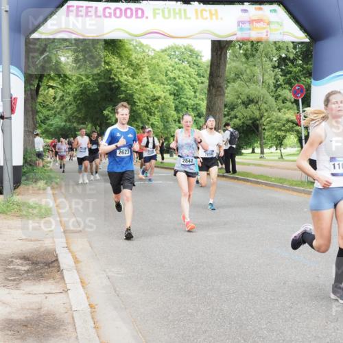 29.06.2025 - hella hamburg halbmarathon MichiJ http://msf.ph/oto/8296415 29.06.2025 10:34:17 Zwischen KM18-KM19 2189, 2623, 2842, 4091, 4237, 4345, 4949, 5472, 6388, 7056, 8577, 11094, 13940, 14034, 14804, 14911, 15206, 15563, 15900, 16081, 16819, 17190 meine-sportfotos.de