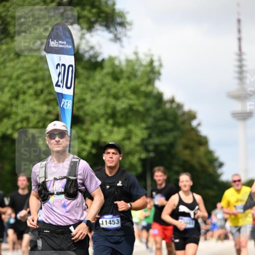 29.06.2025 - hella hamburg halbmarathon Dr. Thomas Lammeyer http://msf.ph/oto/8296421 29.06.2025 10:37:45 Kennedybrücke 1189, 1275, 1896, 1995, 2085, 2342, 2526, 2776, 3812, 4164, 4361, 4433, 4449, 4807, 5075, 5141, 5180, 5557, 5561, 5584, 5821, 5822, 6773, 6956, 6999, 7308, 7309, 7633, 7705, 8157, 8383, 8620, 8891, 9234, 9258, 9438, 9591, 9706, 9799, 9995, 10800, 11092, 11111, 11237, 11260 meine-sportfotos.de