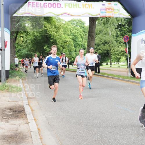 29.06.2025 - hella hamburg halbmarathon MichiJ http://msf.ph/oto/8296427 29.06.2025 10:34:17 Zwischen KM18-KM19 2189, 2623, 2842, 4091, 4237, 4345, 4949, 5472, 6388, 7056, 8577, 11094, 13940, 14034, 14804, 14911, 15206, 15563, 15900, 16081, 16819, 17190 meine-sportfotos.de