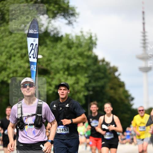 29.06.2025 - hella hamburg halbmarathon Dr. Thomas Lammeyer http://msf.ph/oto/8296452 29.06.2025 10:37:45 Kennedybrücke 1189, 1275, 1896, 1995, 2085, 2342, 2526, 2776, 3812, 4164, 4361, 4433, 4449, 4807, 5075, 5141, 5180, 5557, 5561, 5584, 5821, 5822, 6773, 6956, 6999, 7308, 7309, 7633, 7705, 8157, 8383, 8620, 8891, 9234, 9258, 9438, 9591, 9706, 9799, 9995, 10800, 11092, 11111, 11237, 11260 meine-sportfotos.de