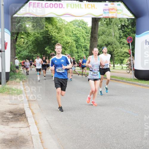 29.06.2025 - hella hamburg halbmarathon MichiJ http://msf.ph/oto/8296597 29.06.2025 10:34:17 Zwischen KM18-KM19 2189, 2623, 2842, 4091, 4237, 4345, 4949, 5472, 6388, 7056, 8577, 11094, 13940, 14034, 14804, 14911, 15206, 15563, 15900, 16081, 16819, 17190 meine-sportfotos.de