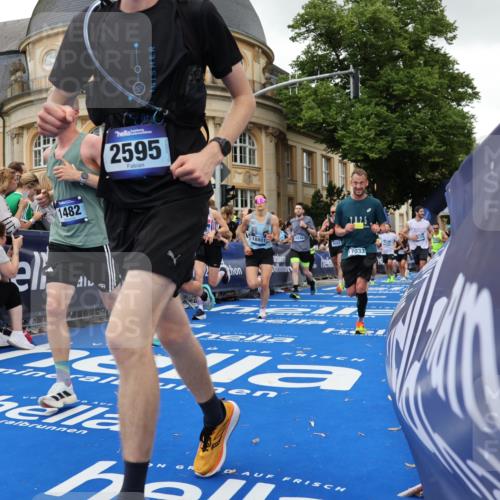 29.06.2025 - hella hamburg halbmarathon Strokosch-Dieckow http://msf.ph/oto/8296681 29.06.2025 10:52:09 Ziel 1482, 2397, 2595, 4419, 4837, 5032, 5087, 5093, 5378, 5482, 6897, 7732, 9074, 9082, 12135, 12580, 13726, 14248, 14300, 15275, 15506, 15829, 16003, 16179, 16320, 16591, 16666, 17033, 17130, 18475, 18801 meine-sportfotos.de