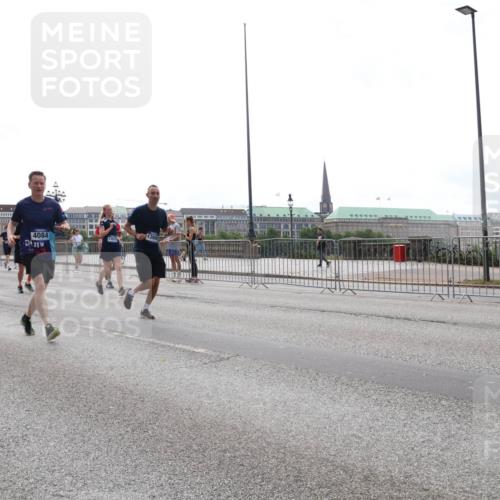 29.06.2025 - hella hamburg halbmarathon Lena Gebhardt http://msf.ph/oto/8296822 29.06.2025 10:36:47 Lombardsbrücke 10487, 4084, 1102, 1118, 1224, 1253, 1339, 1488, 1490, 1948, 1952, 1954, 2124, 2552, 2588, 3165, 3398, 3428, 3873, 3895, 4084, 4442, 4618, 4762, 4996, 5012, 5224, 5427, 5538, 5540, 5573, 5640, 5747, 5786, 5789, 5919, 6156, 6190, 6359, 6667, 6804, 7202, 7632, 7773, 8007, 8315, 8498, 8499, 8530, 8758, 8936, 8937, 8945, 9115, 9117, 9229, 9295, 9500, 9694, 13265, 15077, 17156, 17807, 18152, 18488 meine-sportfotos.de