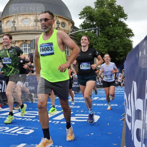 29.06.2025 - hella hamburg halbmarathon Strokosch-Dieckow http://msf.ph/oto/8296844 29.06.2025 10:52:14 Ziel 1482, 2397, 4140, 4419, 4587, 4837, 5032, 5087, 5093, 5482, 6164, 6897, 7896, 9074, 9082, 12135, 13707, 13726, 14248, 14300, 15275, 15446, 16003, 16320, 16591, 17033, 17130, 17773, 18475, 18801 meine-sportfotos.de