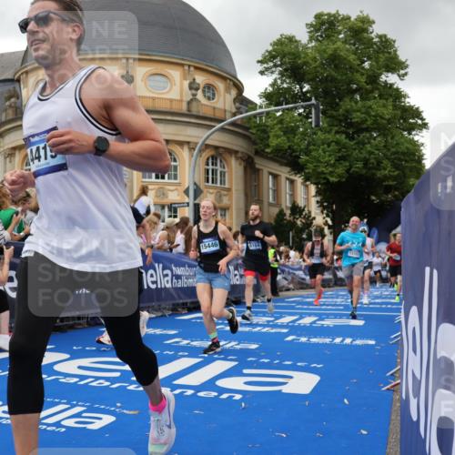 29.06.2025 - hella hamburg halbmarathon Strokosch-Dieckow http://msf.ph/oto/8296988 29.06.2025 10:52:20 Ziel 4140, 4419, 4587, 4837, 5087, 5482, 6164, 7178, 7896, 8371, 8661, 9074, 9876, 11791, 13015, 13211, 13707, 15144, 15446, 17773, 17997 meine-sportfotos.de