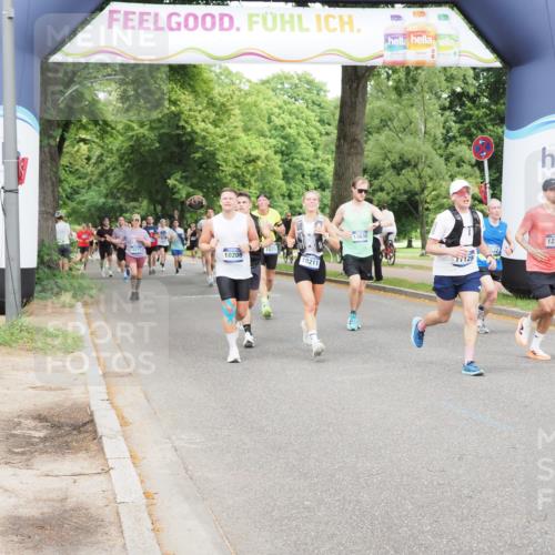 29.06.2025 - hella hamburg halbmarathon MichiJ http://msf.ph/oto/8297122 29.06.2025 10:34:20 Zwischen KM18-KM19 2623, 2842, 4345, 6388, 6532, 7056, 8564, 8577, 10211, 11094, 11125, 12277, 13630, 14804, 15206, 15563, 15900, 16081, 16819 meine-sportfotos.de
