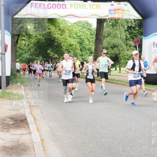 29.06.2025 - hella hamburg halbmarathon MichiJ http://msf.ph/oto/8297141 29.06.2025 10:34:20 Zwischen KM18-KM19 2623, 2842, 4345, 6388, 6532, 7056, 8564, 8577, 10211, 11094, 11125, 12277, 13630, 14804, 15206, 15563, 15900, 16081, 16819 meine-sportfotos.de