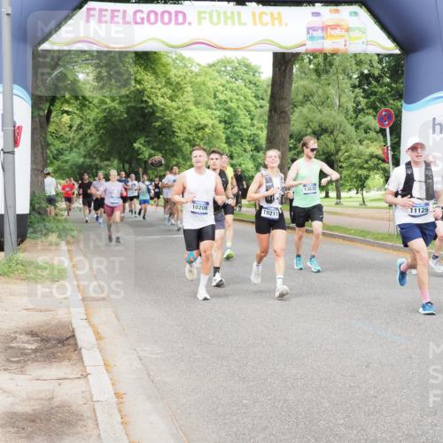 29.06.2025 - hella hamburg halbmarathon MichiJ http://msf.ph/oto/8297193 29.06.2025 10:34:21 Zwischen KM18-KM19 1070, 2623, 2842, 4345, 6532, 7056, 8564, 8577, 10208, 10211, 11094, 11125, 12277, 13630, 15206, 15563, 15900, 16081, 16819, 17332 meine-sportfotos.de