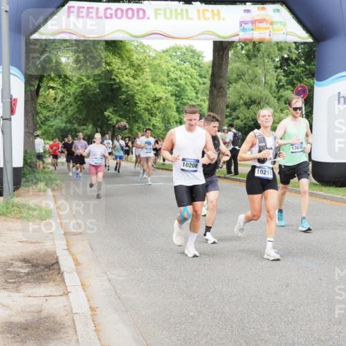 29.06.2025 - hella hamburg halbmarathon MichiJ http://msf.ph/oto/8297211 29.06.2025 10:34:21 Zwischen KM18-KM19 1070, 2623, 2842, 4345, 6532, 7056, 8564, 8577, 10208, 10211, 11094, 11125, 12277, 13630, 15206, 15563, 15900, 16081, 16819, 17332 meine-sportfotos.de