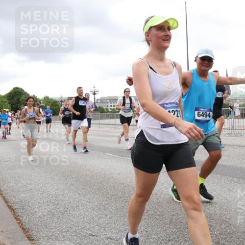 29.06.2025 - hella hamburg halbmarathon Lena Gebhardt http://msf.ph/oto/8297409 29.06.2025 10:56:12 Lombardsbrücke 3055, 6533, 14281, 4473, 16960, 221, 6494, 9838, 1113, 1738, 1909, 2095, 2793, 2915, 3257, 3268, 3953, 3987, 4083, 4265, 4354, 4470, 4473, 4836, 4896, 5306, 5580, 5693, 5757, 5994, 6055, 6056, 6113, 6257, 6494, 6594, 6690, 6968, 7025, 7028, 7090, 7516, 7616, 7711, 7969, 8005, 8110, 8305, 8517, 8532, 8533, 8648, 8766, 9383, 9435, 9548, 9606, 9838, 9861, 9865, 9948, 9953, 10436, 10438, 10449, 10640, 10740, 10784, 10987, 11903, 11962, 11963 meine-sportfotos.de