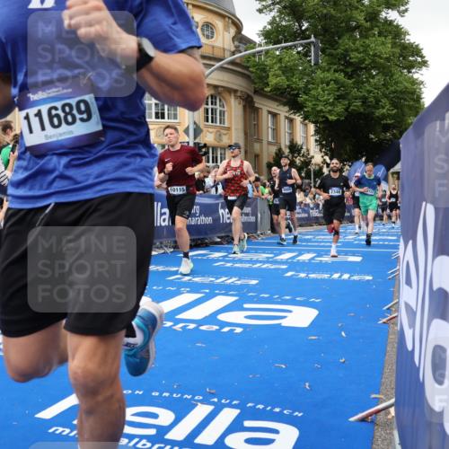 29.06.2025 - hella hamburg halbmarathon Strokosch-Dieckow http://msf.ph/oto/8297672 29.06.2025 10:52:40 Ziel 2287, 2346, 2670, 3952, 3999, 5116, 5169, 5194, 6561, 6562, 7475, 8172, 9065, 9163, 9739, 9869, 10115, 11459, 11689, 12450, 12482, 13051, 14122, 14805, 15001, 16467, 17198, 18331, 18982, 19244 meine-sportfotos.de