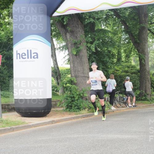 29.06.2025 - hella hamburg halbmarathon KatJ http://msf.ph/oto/8297809 29.06.2025 10:13:41 Zwischen KM18-KM19 2459, 6816 meine-sportfotos.de