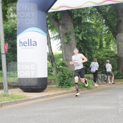 29.06.2025 - hella hamburg halbmarathon KatJ http://msf.ph/oto/8297861 29.06.2025 10:13:41 Zwischen KM18-KM19 2459, 6816 meine-sportfotos.de