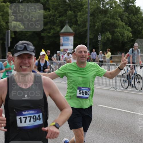 29.06.2025 - hella hamburg halbmarathon Jannik Wohlers http://msf.ph/oto/8297968 29.06.2025 10:36:53 Lombardsbrücke 1022, 1276, 1337, 1597, 1819, 2016, 2031, 2072, 2104, 2272, 2480, 2486, 3127, 3714, 4097, 4347, 4733, 5146, 5560, 5790, 5940, 6172, 6584, 7085, 7235, 7544, 7707, 7823, 8257, 8258, 8811, 8843, 9054, 9055, 9524, 10762, 10798, 11246, 11980, 12103, 12463, 12762, 12935, 13077, 13783, 13970, 13971, 14202, 14282, 14343, 14396, 14779, 14915, 15084, 15475, 16192, 16303, 16782, 16831, 17305, 17307, 17388, 17687, 17688, 17794, 17965, 18578, 18710 meine-sportfotos.de