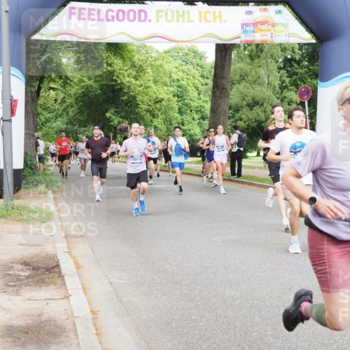 29.06.2025 - hella hamburg halbmarathon MichiJ http://msf.ph/oto/8298011 29.06.2025 10:34:25 Zwischen KM18-KM19 1070, 2623, 6532, 8564, 8668, 10208, 10211, 11125, 12277, 13630, 16475, 17332, 18211, 18476 meine-sportfotos.de