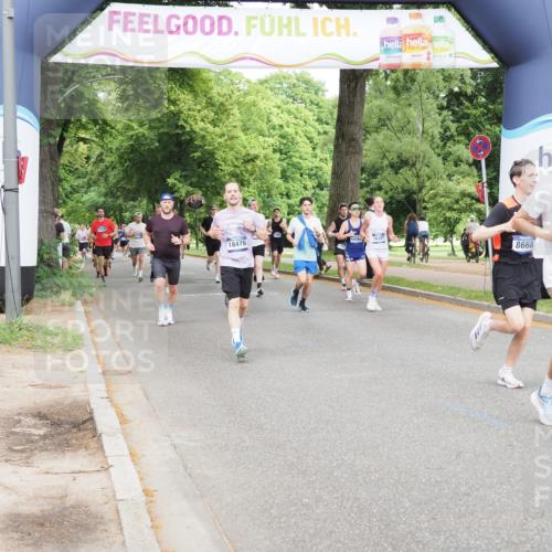 29.06.2025 - hella hamburg halbmarathon MichiJ http://msf.ph/oto/8298095 29.06.2025 10:34:26 Zwischen KM18-KM19 1070, 6532, 8564, 8668, 10208, 10211, 11125, 12277, 13630, 16127, 16475, 17332, 18211, 18476 meine-sportfotos.de
