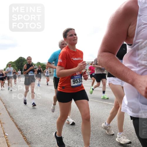 29.06.2025 - hella hamburg halbmarathon Lena Gebhardt http://msf.ph/oto/8298135 29.06.2025 10:21:40 Lombardsbrücke 15603, 30, 9532, 1028, 1072, 1158, 1191, 1250, 1401, 1668, 1958, 2172, 2271, 2315, 2353, 2529, 2635, 2815, 3122, 3606, 3770, 3817, 3825, 3826, 3995, 4046, 4289, 4375, 4376, 4697, 4786, 5122, 5373, 5395, 5412, 5493, 5641, 5759, 5957, 6086, 6103, 6475, 6676, 6805, 6844, 7075, 7162, 7375, 7522, 7553, 7612, 7672, 7781, 8095, 8286, 8715, 8844, 8896, 8959, 9002, 9062, 9100, 9369, 9483, 9499, 9501, 9532, 9624, 10374, 10874 meine-sportfotos.de