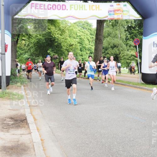 29.06.2025 - hella hamburg halbmarathon MichiJ http://msf.ph/oto/8298146 29.06.2025 10:34:26 Zwischen KM18-KM19 1070, 6532, 8564, 8668, 10208, 10211, 11125, 12277, 13630, 16127, 16475, 17332, 18211, 18476 meine-sportfotos.de