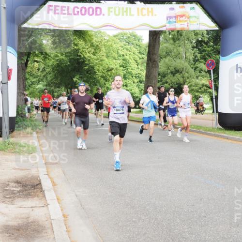 29.06.2025 - hella hamburg halbmarathon MichiJ http://msf.ph/oto/8298246 29.06.2025 10:34:26 Zwischen KM18-KM19 1070, 6532, 8564, 8668, 10208, 10211, 11125, 12277, 13630, 16127, 16475, 17332, 18211, 18476 meine-sportfotos.de