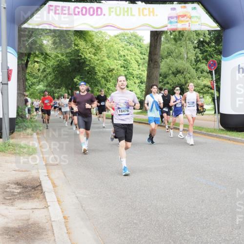 29.06.2025 - hella hamburg halbmarathon MichiJ http://msf.ph/oto/8298287 29.06.2025 10:34:27 Zwischen KM18-KM19 1070, 6532, 8668, 10208, 10211, 11125, 12277, 13630, 14262, 16127, 16475, 17332, 18211, 18476 meine-sportfotos.de