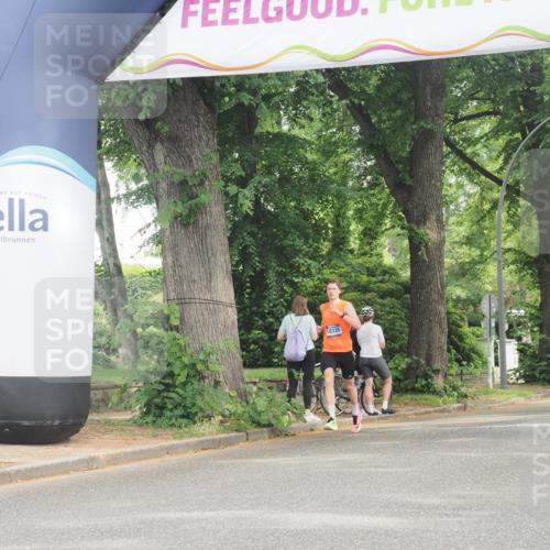 29.06.2025 - hella hamburg halbmarathon KatJ http://msf.ph/oto/8298340 29.06.2025 10:13:49 Zwischen KM18-KM19  meine-sportfotos.de