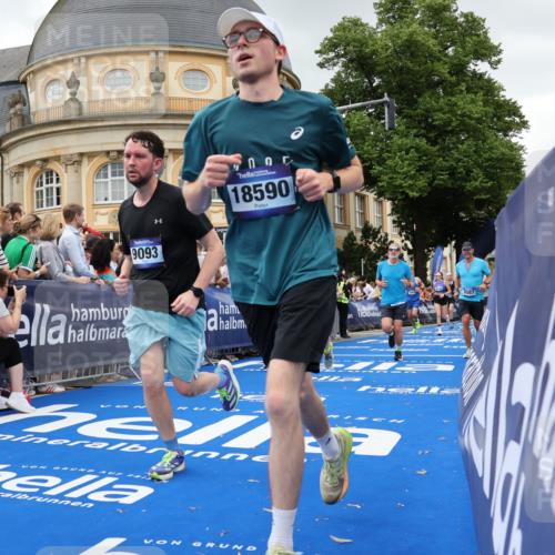 29.06.2025 - hella hamburg halbmarathon Strokosch-Dieckow http://msf.ph/oto/8298482 29.06.2025 10:53:03 Ziel 2111, 2208, 3059, 3258, 3334, 4121, 5907, 7509, 7864, 8587, 9093, 9537, 12155, 12367, 12519, 12910, 14323, 14791, 15430, 16986, 18590, 18720, 19208 meine-sportfotos.de